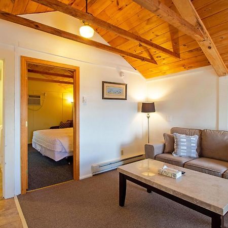 Half Moon Motel & Cottages Weirs Beach Bagian luar foto