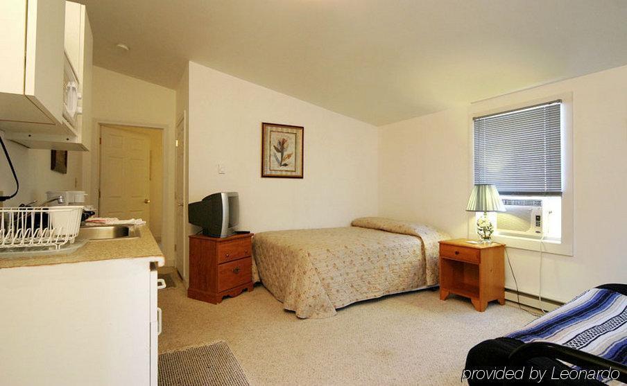 Half Moon Motel & Cottages Weirs Beach Bagian luar foto