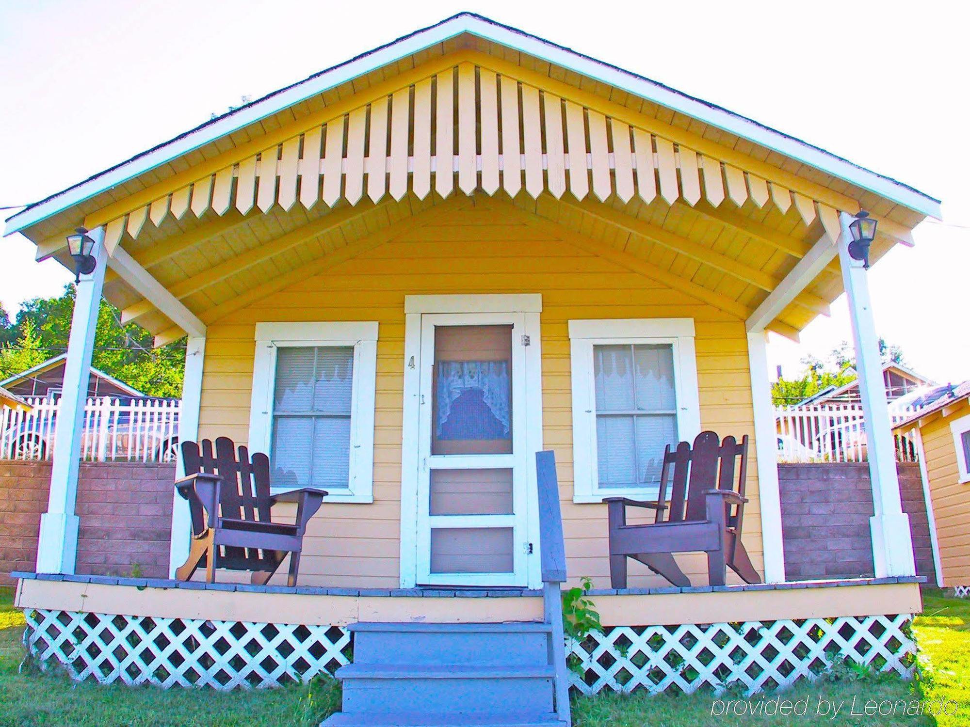 Half Moon Motel & Cottages Weirs Beach Bagian luar foto