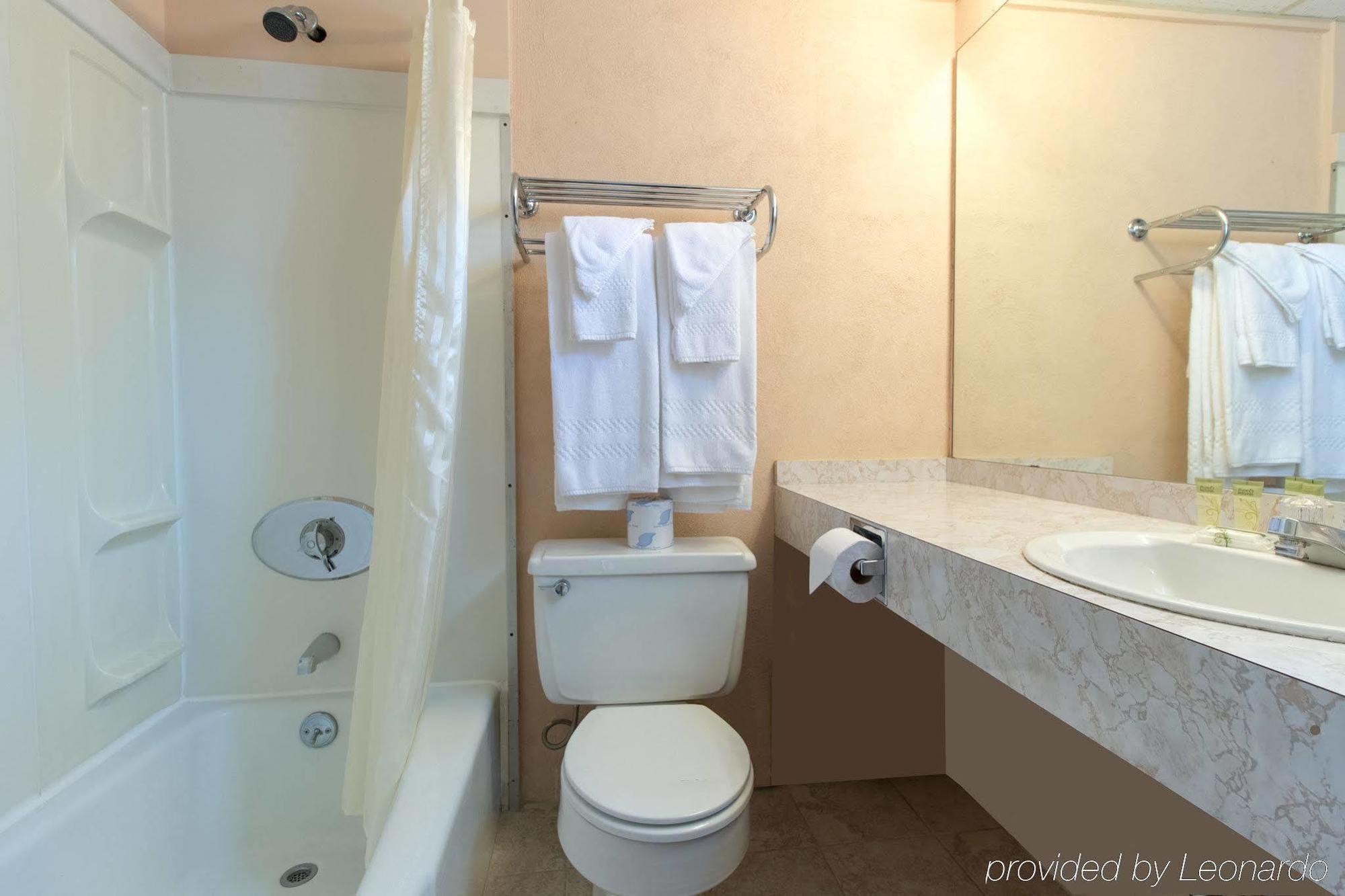 Half Moon Motel & Cottages Weirs Beach Bagian luar foto